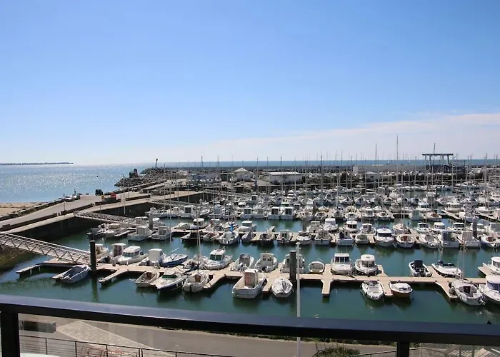 Cap A L\'Ouest